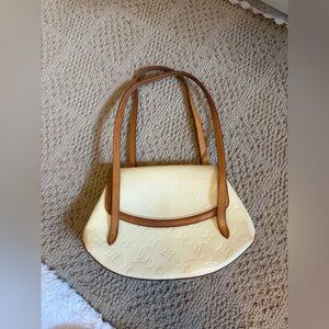 Vintage Vernis moon shoulder bag